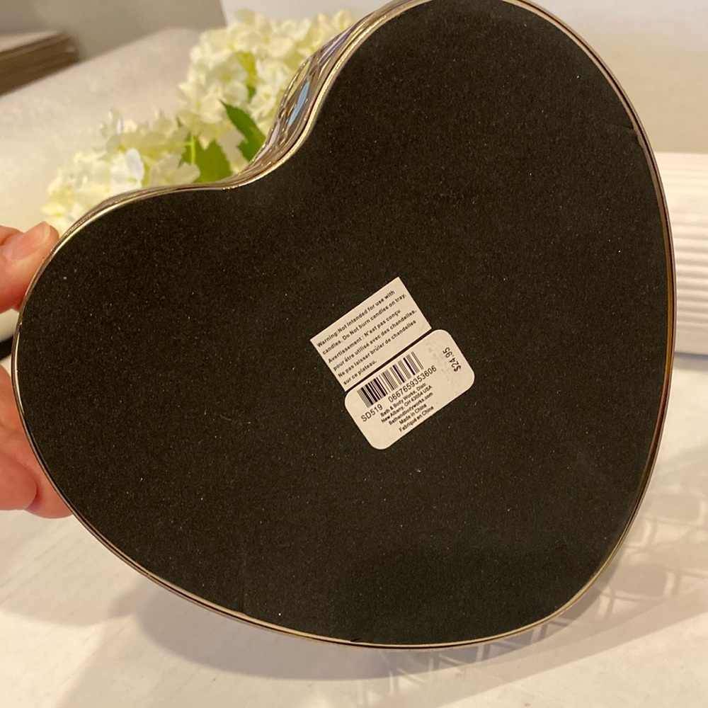 “Sweethearts” BBW Heart Shaped Mirror Body Care Trays-2  & Lip Oils Bundle - Picture 7 of 12